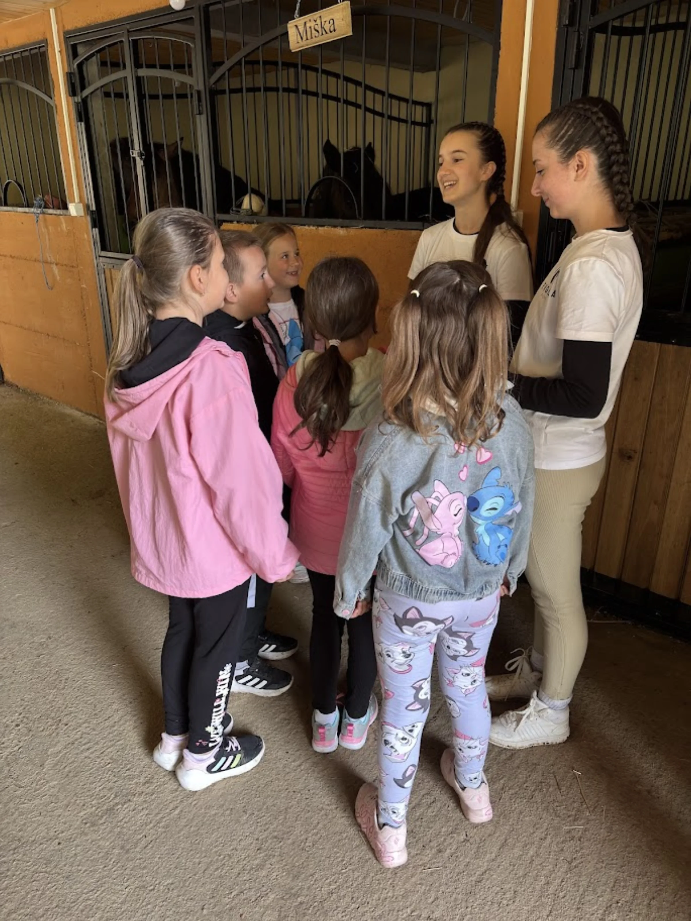 Djeca u edukativnom programu na Ergeli Fojnica